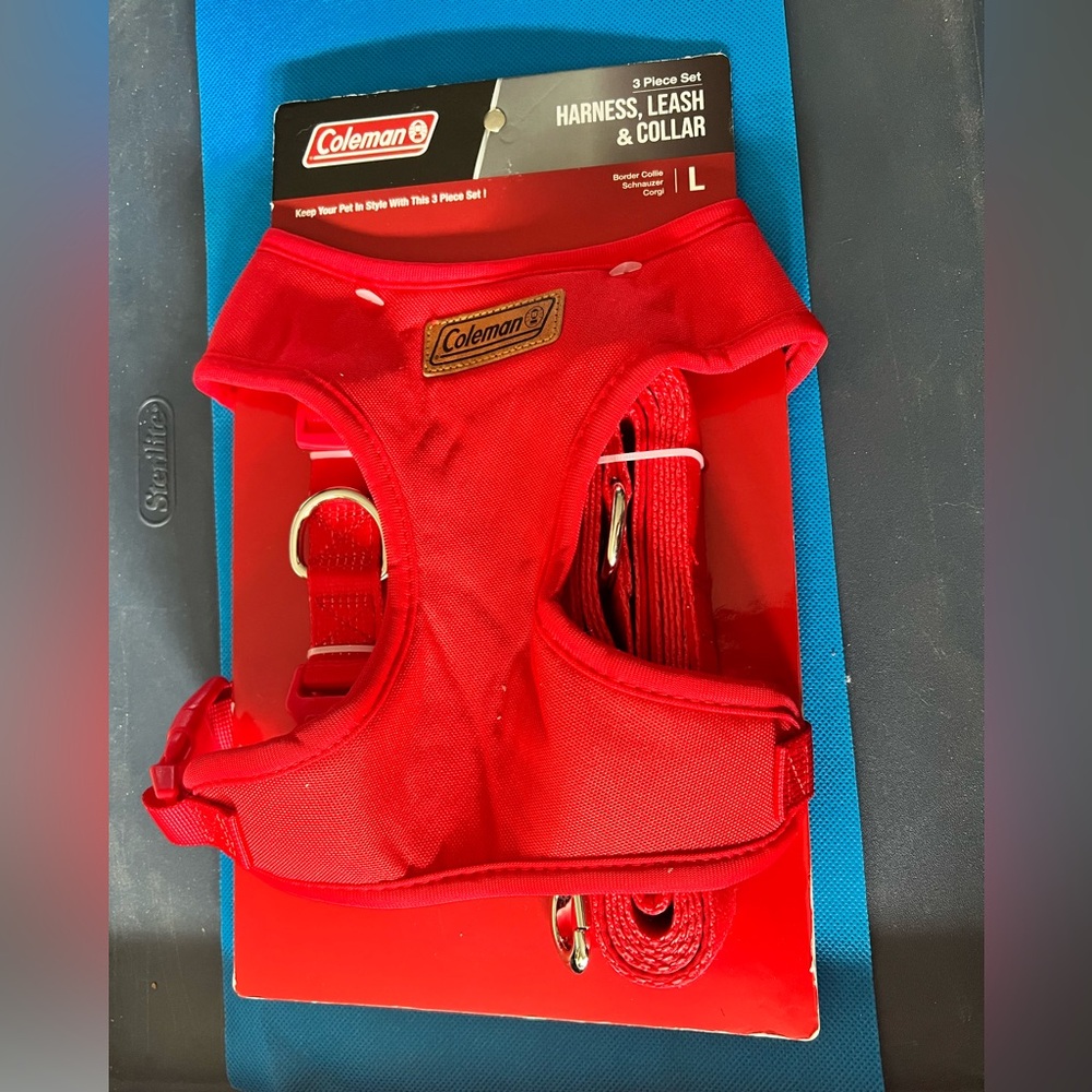 Coleman Red Pet Harness, Leash & Collar Set